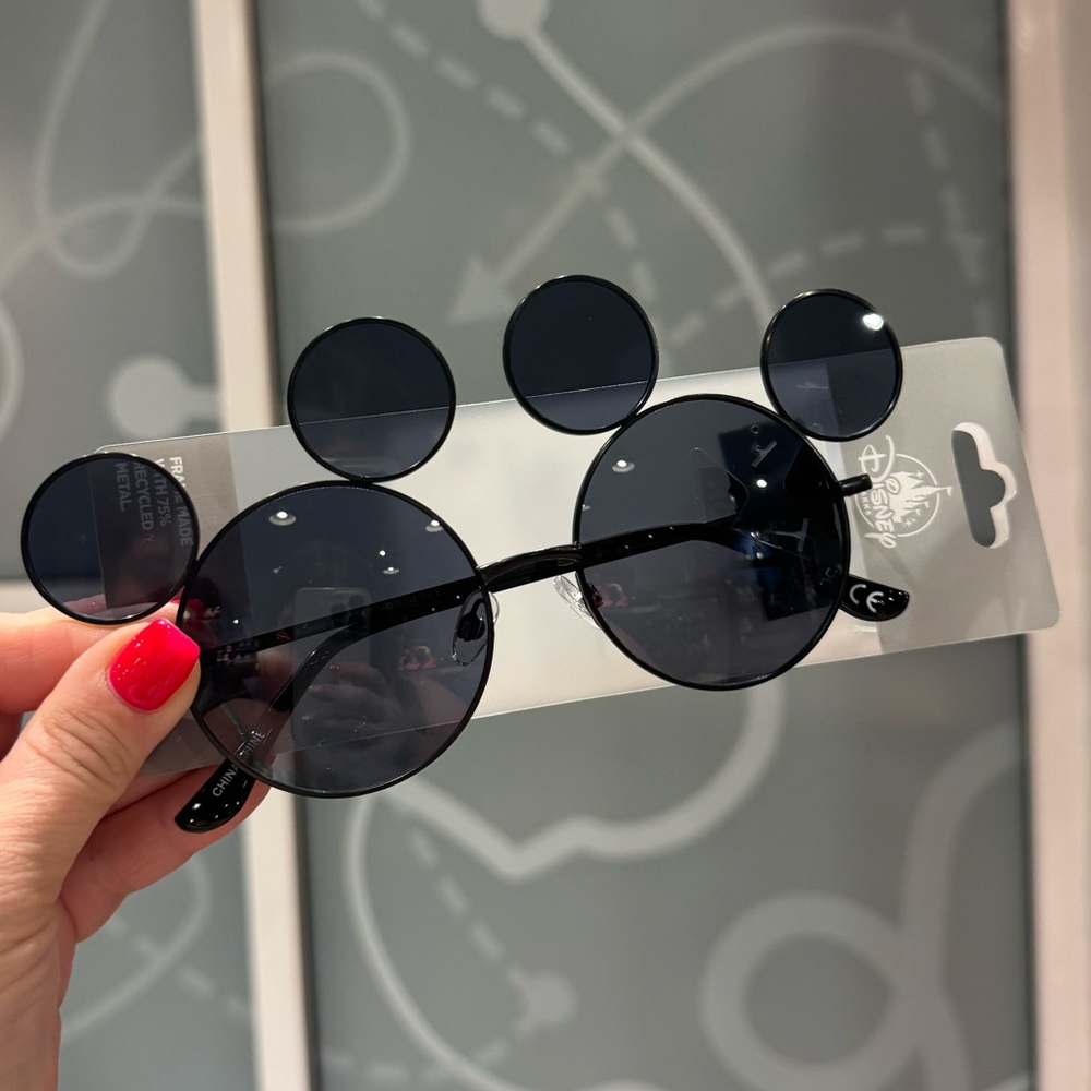 NWT! DISNEY PARKS Mickey Mouse Ear Black Tinted Sunglasses